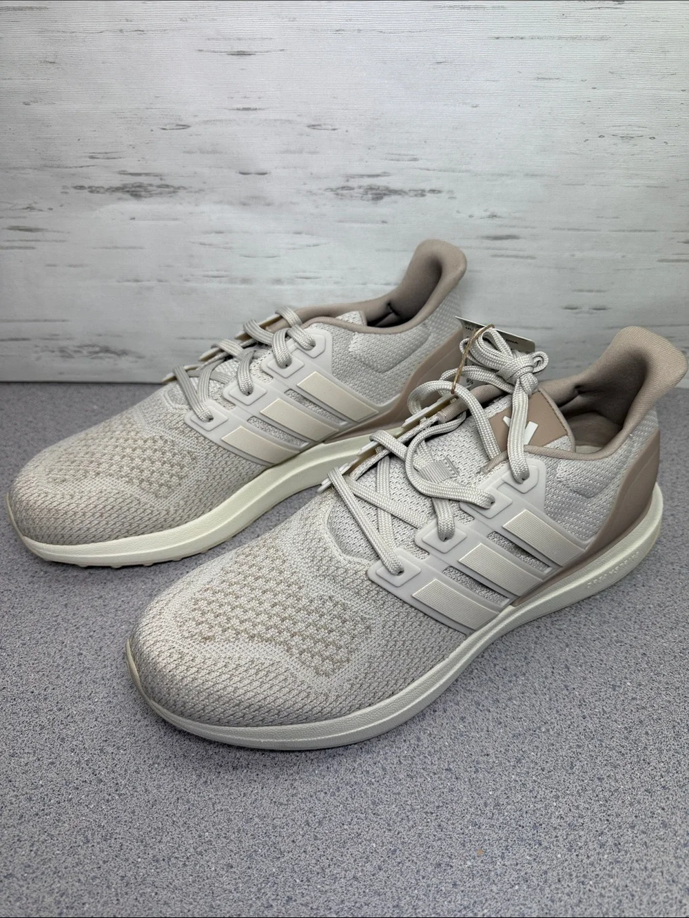 adidas Men’s Lightweight Knit Sneakers in Light Beigey/oatmeal